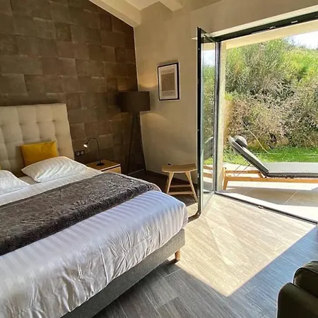 Corsa**** Piscine Vue Panoramique