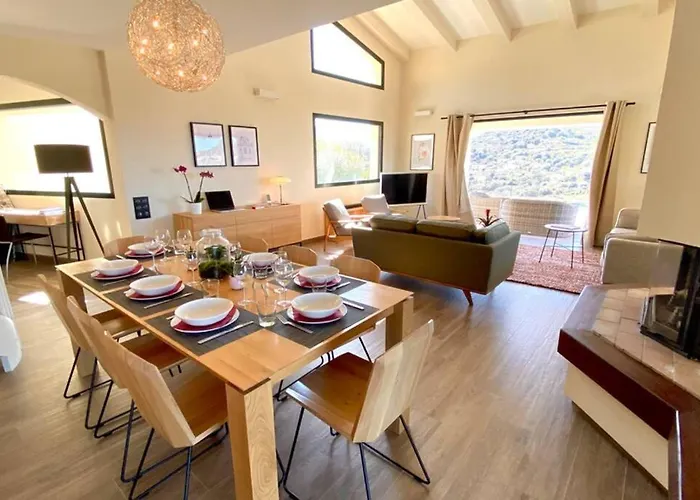 Corsa**** Piscine Vue Panoramique