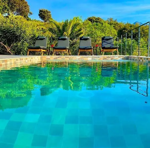 Corsa**** Piscine Vue Panoramique